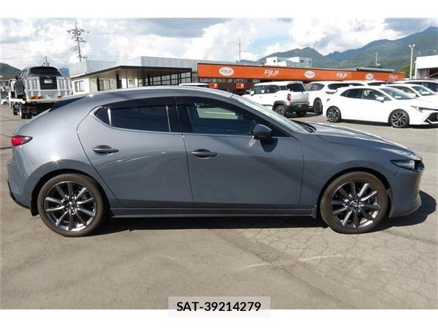 Mazda MAZDA3 2023-09 8366862-28
