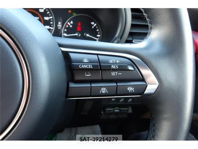 Mazda MAZDA3 2023-09 8366862-4