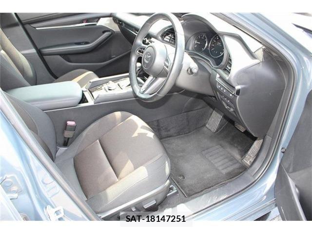 Mazda MAZDA3 2020-05 8366868-14