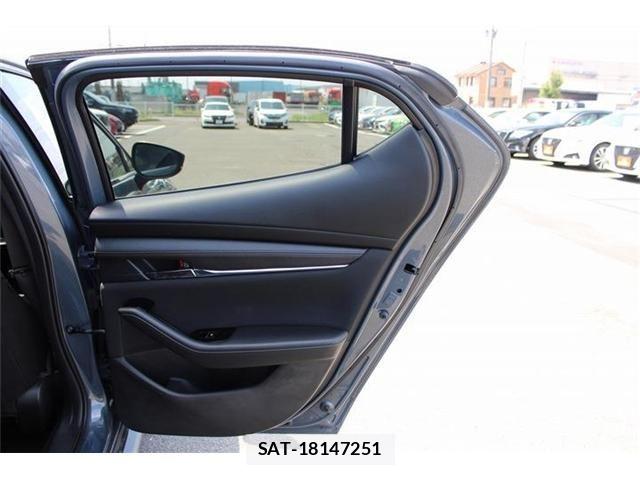 Mazda MAZDA3 2020-05 8366868-17