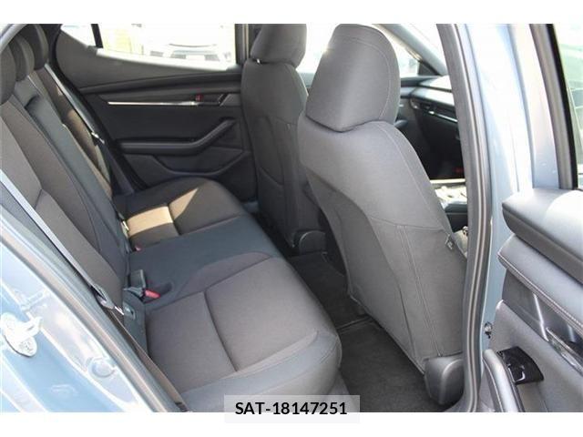Mazda MAZDA3 2020-05 8366868-18