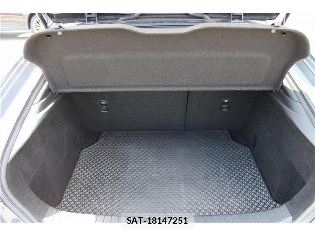 Mazda MAZDA3 2020-05 8366868-20