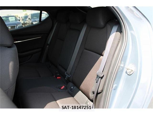 Mazda MAZDA3 2020-05 8366868-24