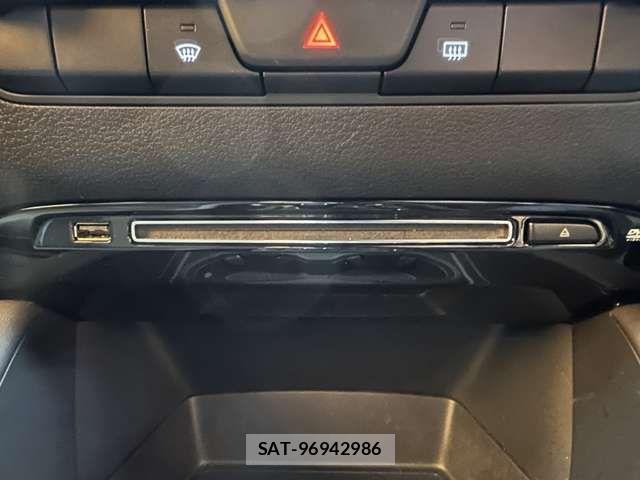 Mazda MAZDA3 2019-07 8366867-10