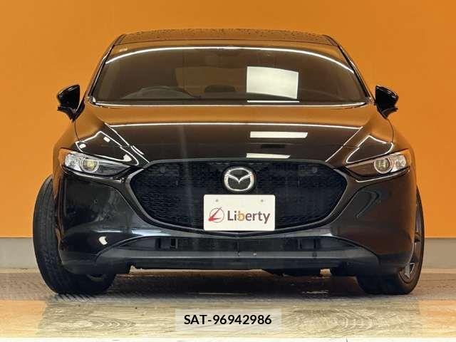 Mazda MAZDA3 2019-07 8366867-18