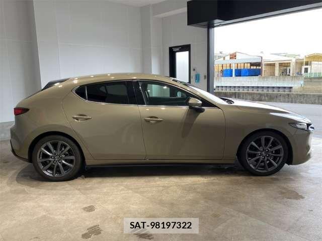 Mazda MAZDA3 2024-02 8366863-7