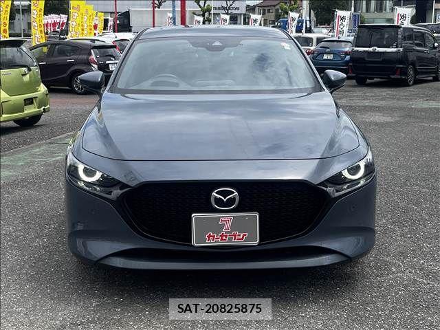 Mazda MAZDA3 2020-04 8366872-10