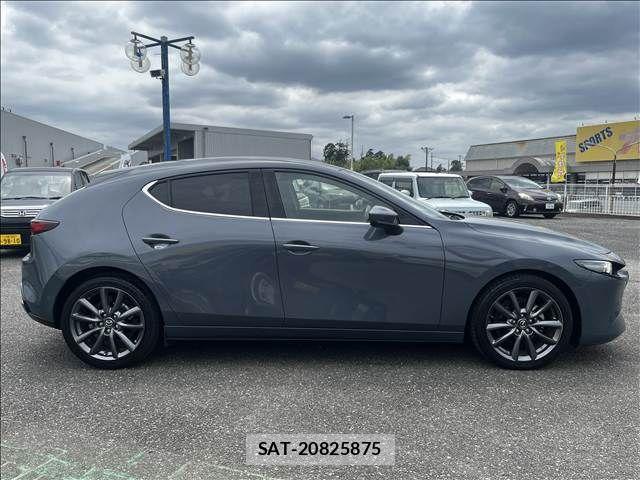 Mazda MAZDA3 2020-04 8366872-15