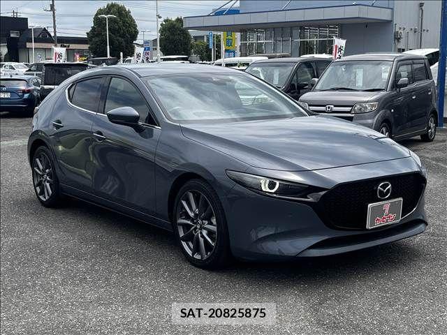 Mazda MAZDA3 2020-04 8366872-1