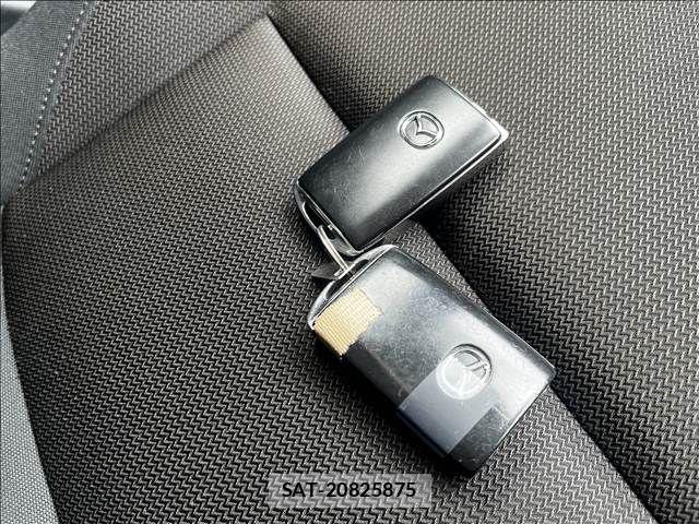 Mazda MAZDA3 2020-04 8366872-19