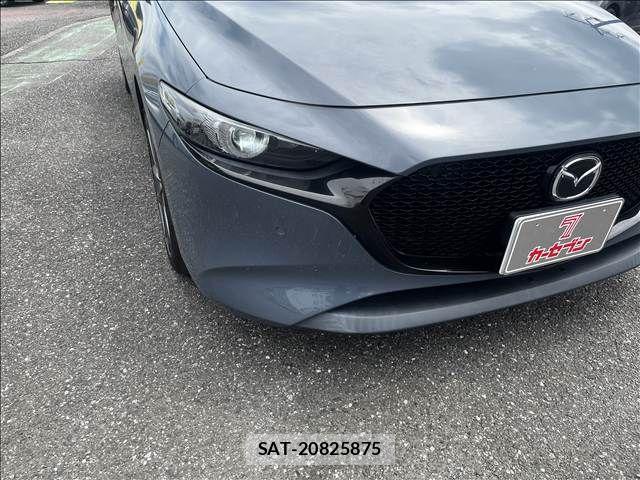 Mazda MAZDA3 2020-04 8366872-26