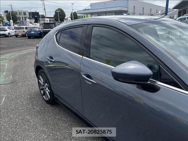 Mazda MAZDA3 2020-04 8366872-28