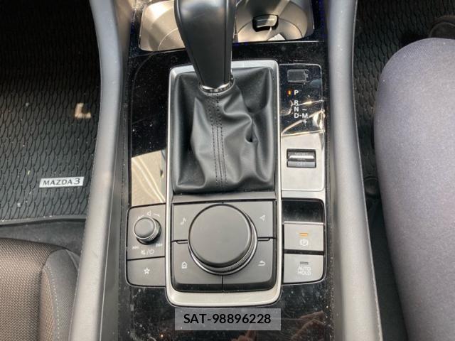 Mazda MAZDA3 2023-09 8371836-22
