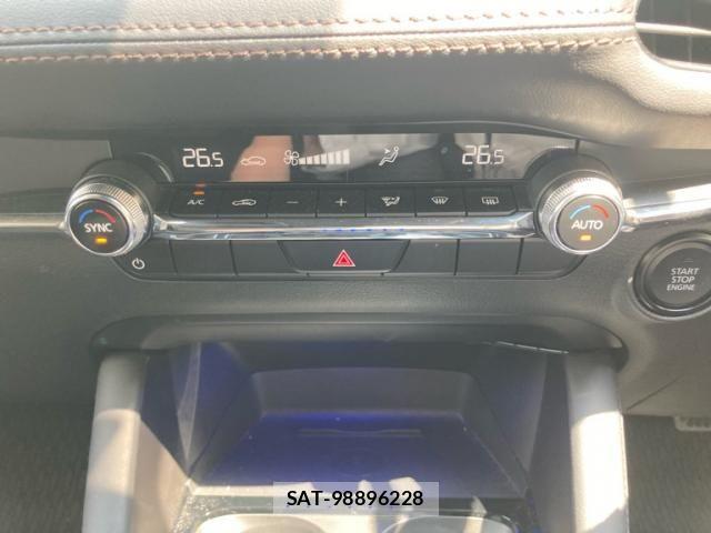 Mazda MAZDA3 2023-09 8371836-23