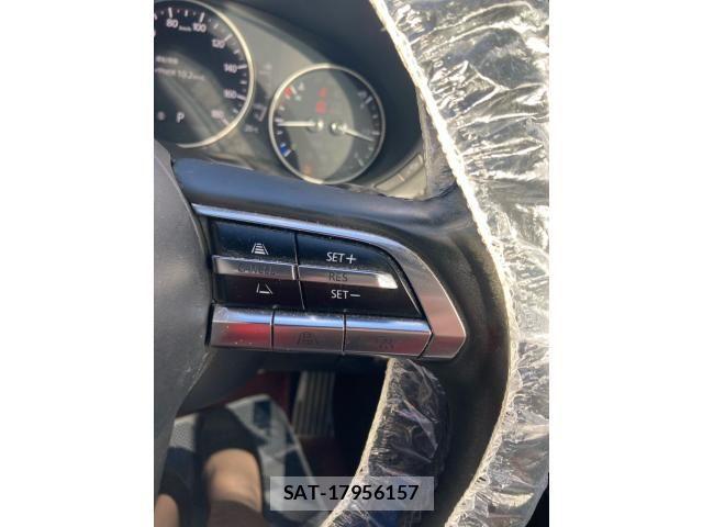 Mazda MAZDA3 2021-02 8371839-21