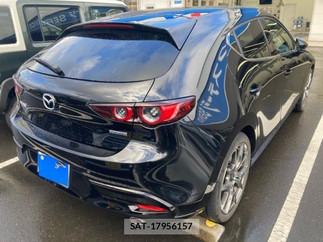 Mazda MAZDA3 2021-02 8371839-6