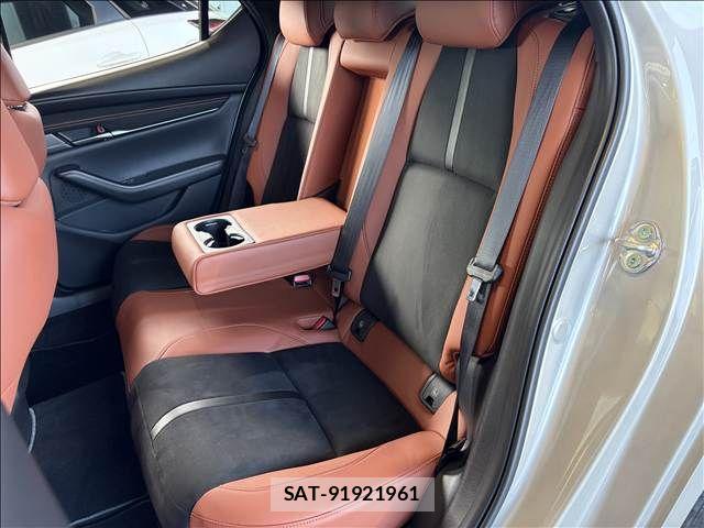 Mazda MAZDA3 2024-11 8371835-22