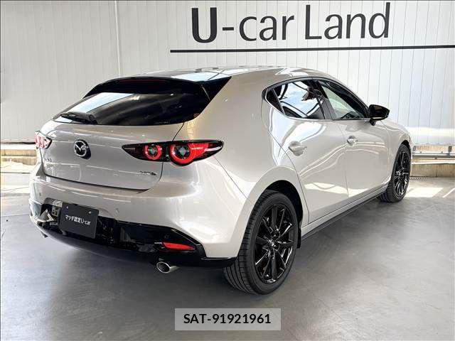 Mazda MAZDA3 2024-11 8371835-4