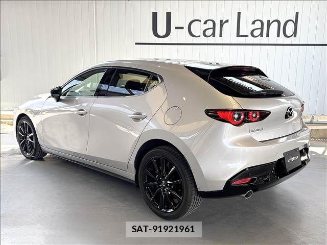 Mazda MAZDA3 2024-11 8371835-6