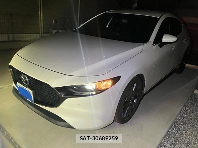 Mazda MAZDA3 2019-06 8413450-2