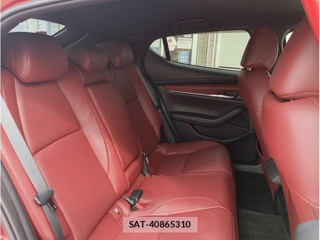 Mazda MAZDA3 2019-07 8413449-12