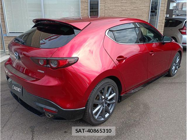 Mazda MAZDA3 2019-07 8413449-2
