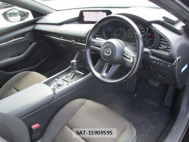 Mazda MAZDA3 2023-06 8438383-1