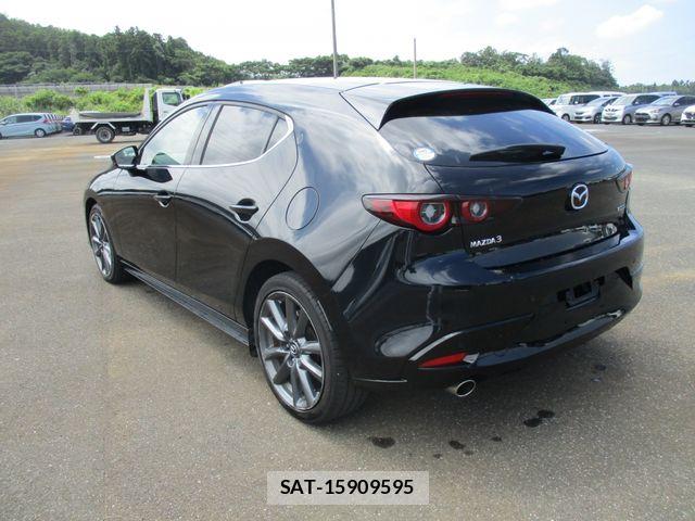 Mazda MAZDA3 2023-06 8438383-2