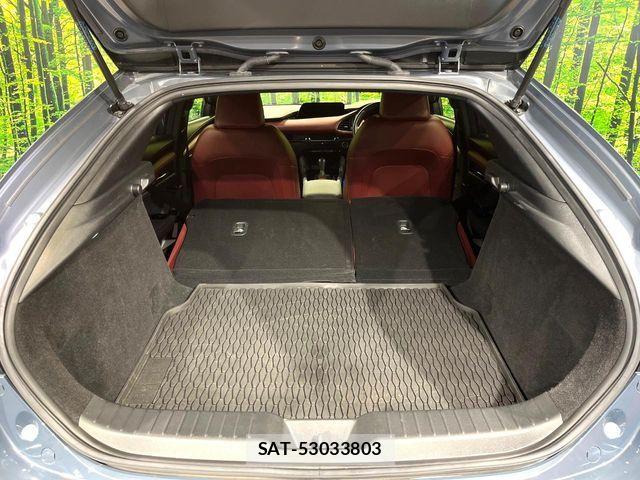 Mazda MAZDA3 2019-09 8438378-9