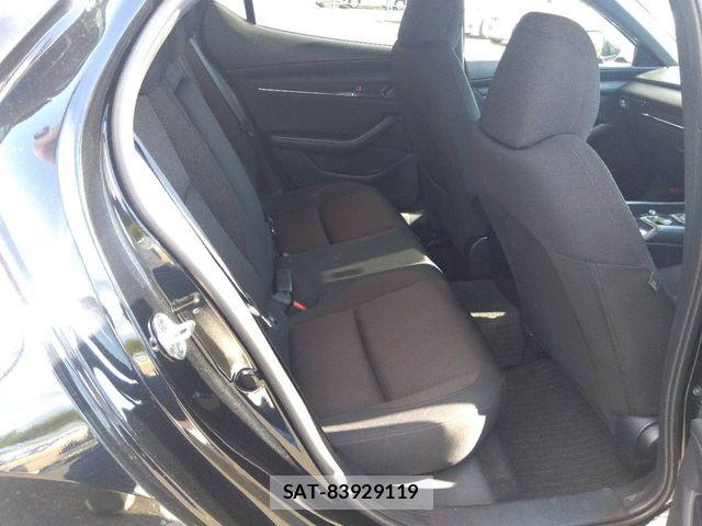 Mazda MAZDA3 2023-06 8438380-4