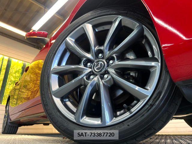 Mazda MAZDA3 2019-09 8457870-12