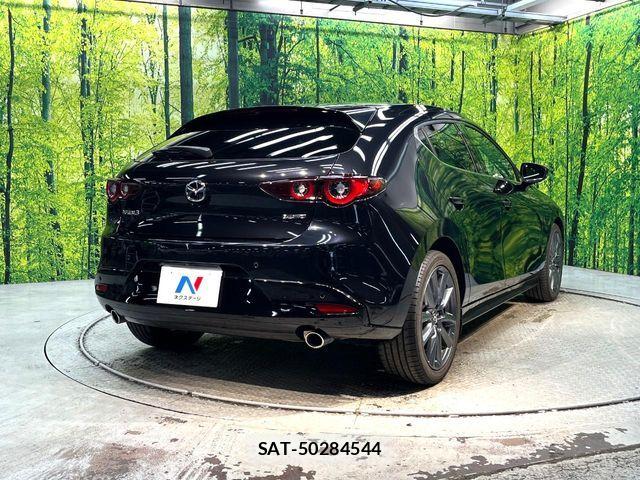 Mazda MAZDA3 2022-07 8457868-16