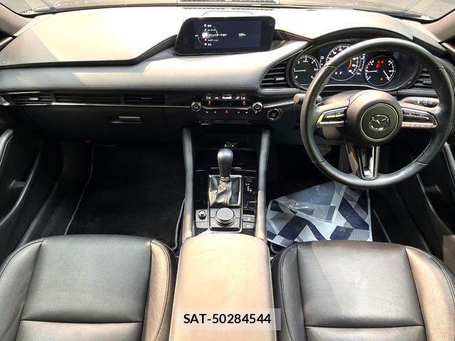 Mazda MAZDA3 2022-07 8457868-1