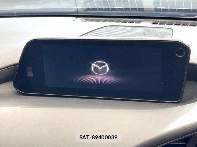 Mazda MAZDA3 2019-08 8457869-2