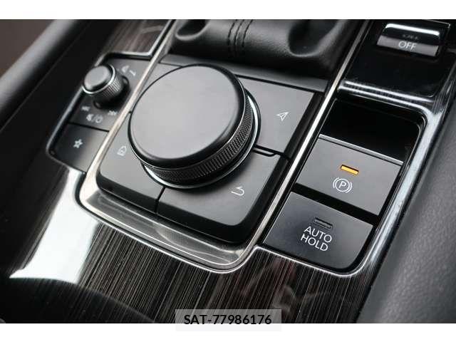 Mazda MAZDA3 2020-04 8525657-16