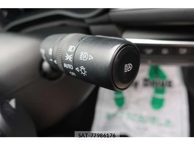 Mazda MAZDA3 2020-04 8525657-19