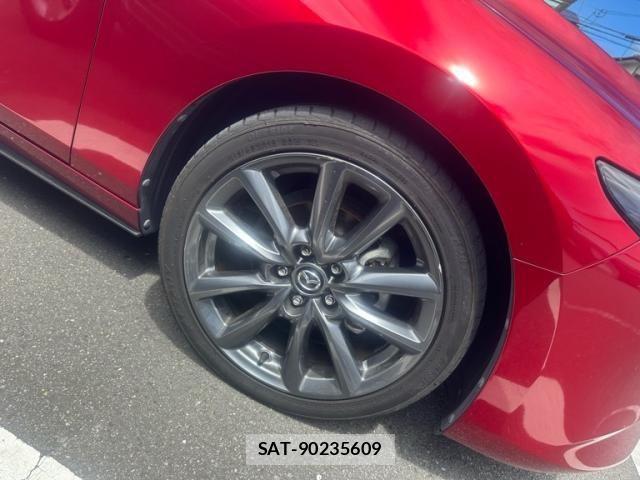 Mazda MAZDA3 2019-11 8525656-7