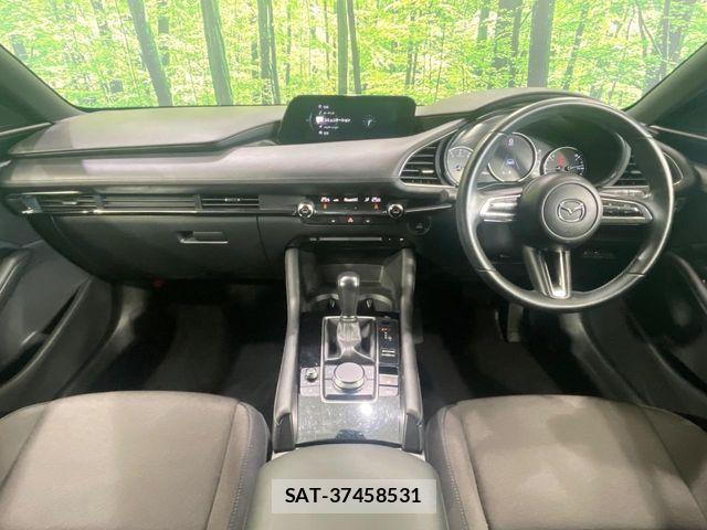 Mazda MAZDA3 2019-09 8525655-1