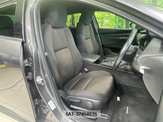 Mazda MAZDA3 2019-09 8525655-7