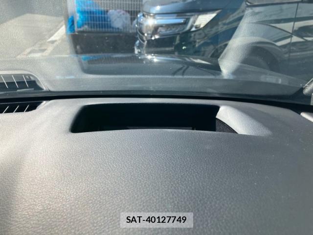 Mazda MAZDA3 2023-11 8562557-18