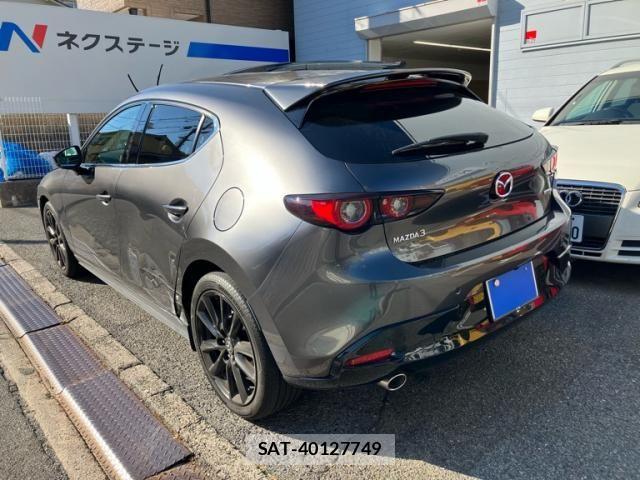 Mazda MAZDA3 2023-11 8562557-2