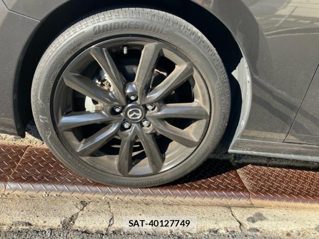 Mazda MAZDA3 2023-11 8562557-5