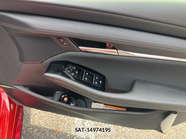 Mazda MAZDA3 2023-04 8562559-10