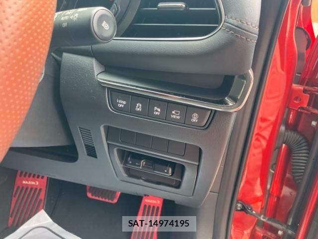 Mazda MAZDA3 2023-04 8562559-11