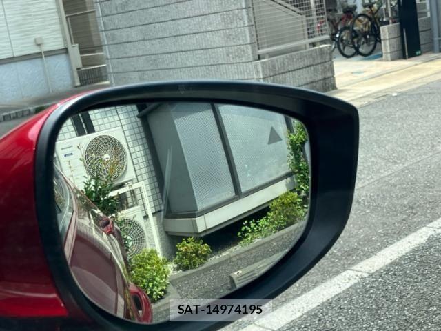 Mazda MAZDA3 2023-04 8562559-25