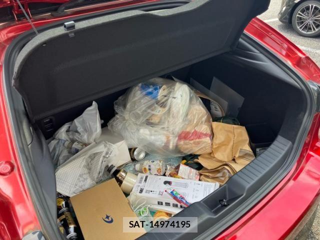 Mazda MAZDA3 2023-04 8562559-27