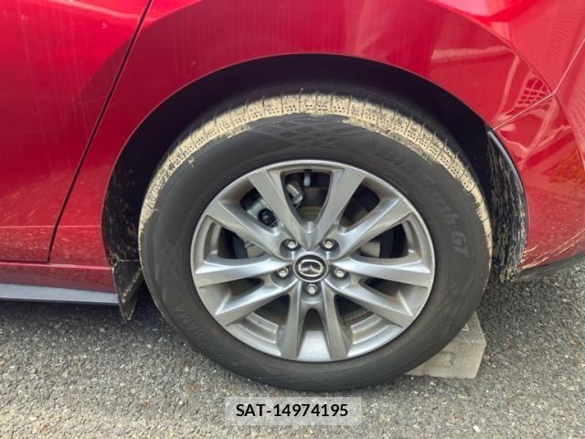 Mazda MAZDA3 2023-04 8562559-5