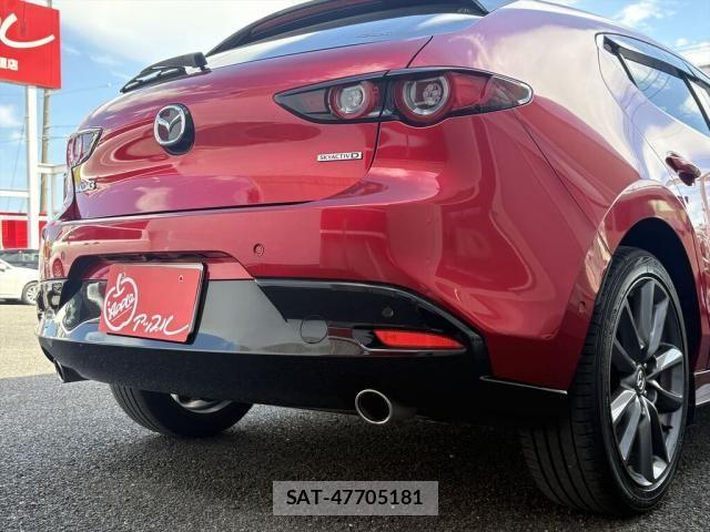 Mazda MAZDA3 2019-11 8562560-11