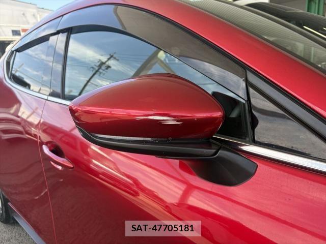 Mazda MAZDA3 2019-11 8562560-13