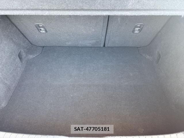 Mazda MAZDA3 2019-11 8562560-19